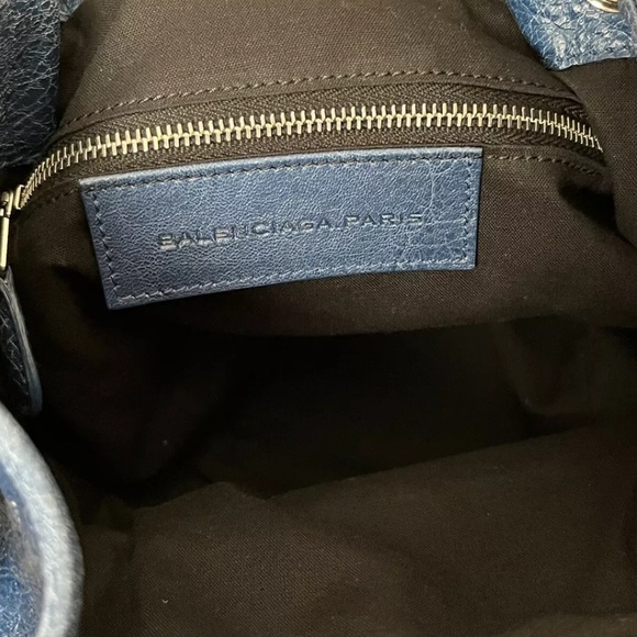 Authentic Balenciaga Mini Pompon - Picture 5 of 7